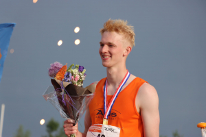 Jip de Greef bij het NK Meerkamp